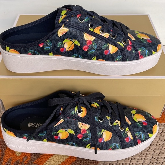 Michael Kors POPPY SLIDE SNEAKERS 
FRUIT PAINT MK SIG SM
49T4POFP1Q Platforms - Picture 4 of 16